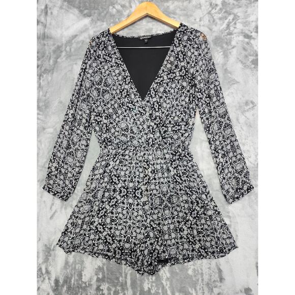 Express Romper Womens M Black White Floral Paisley Chiffon Long Sleeve Wrap - Picture 1 of 8